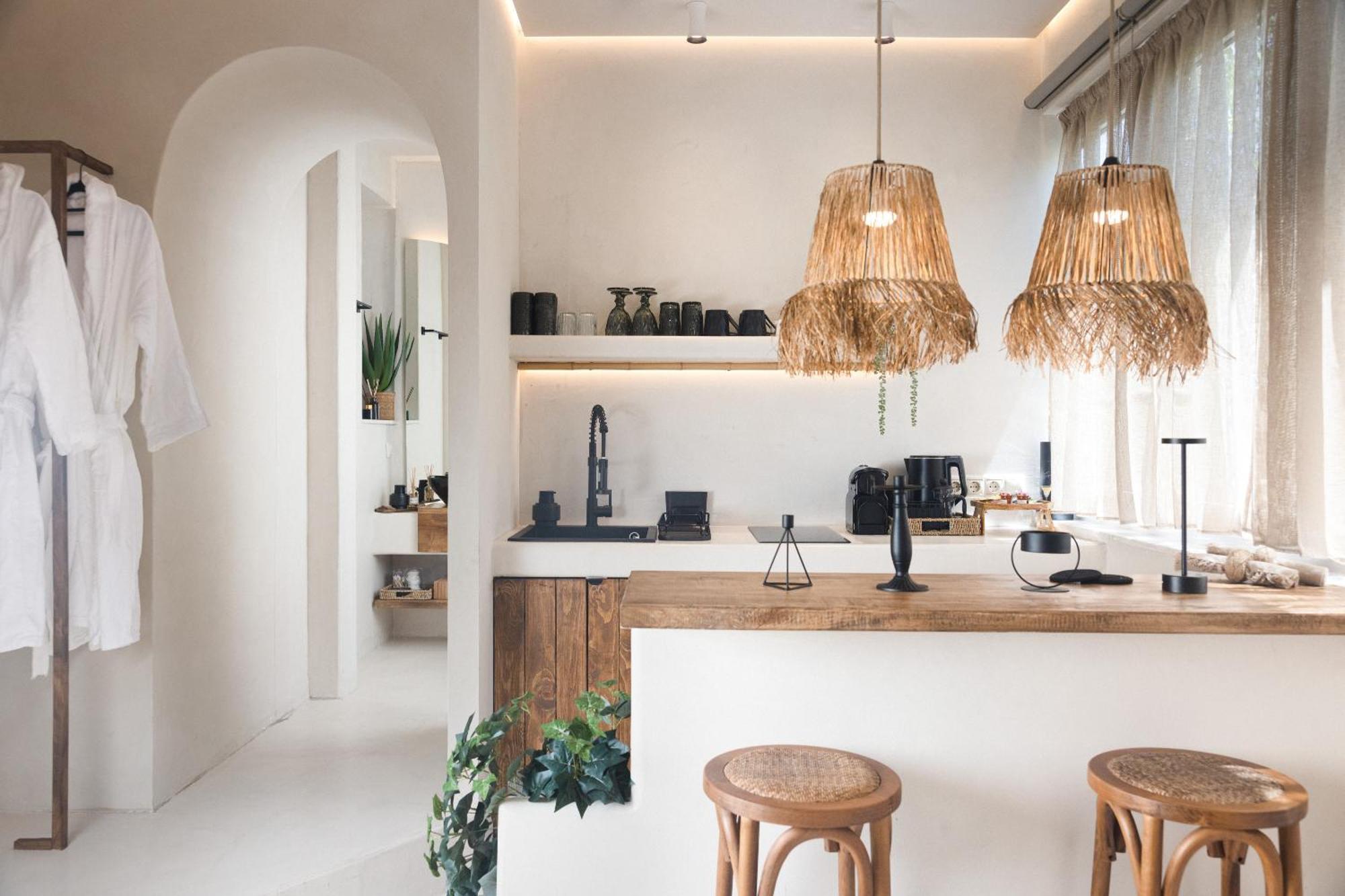 Gea Athenian